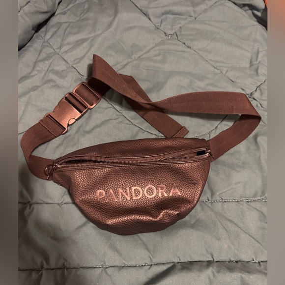 Pandora Handbags - Pandora crossbody bag